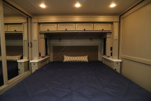 2025 Tiffin Motor Homes Allegro Red 33AA