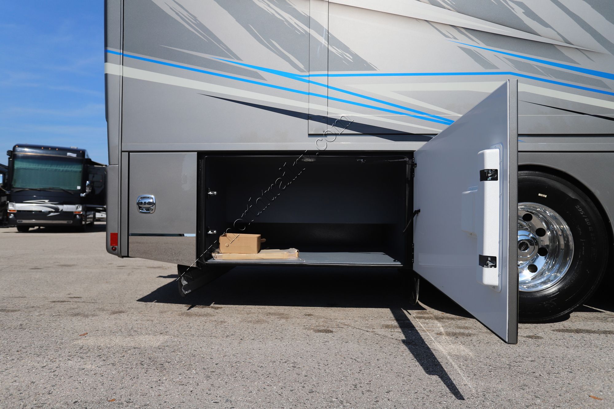 New 2026 Renegade Rv Xl 45BBC Super C  For Sale