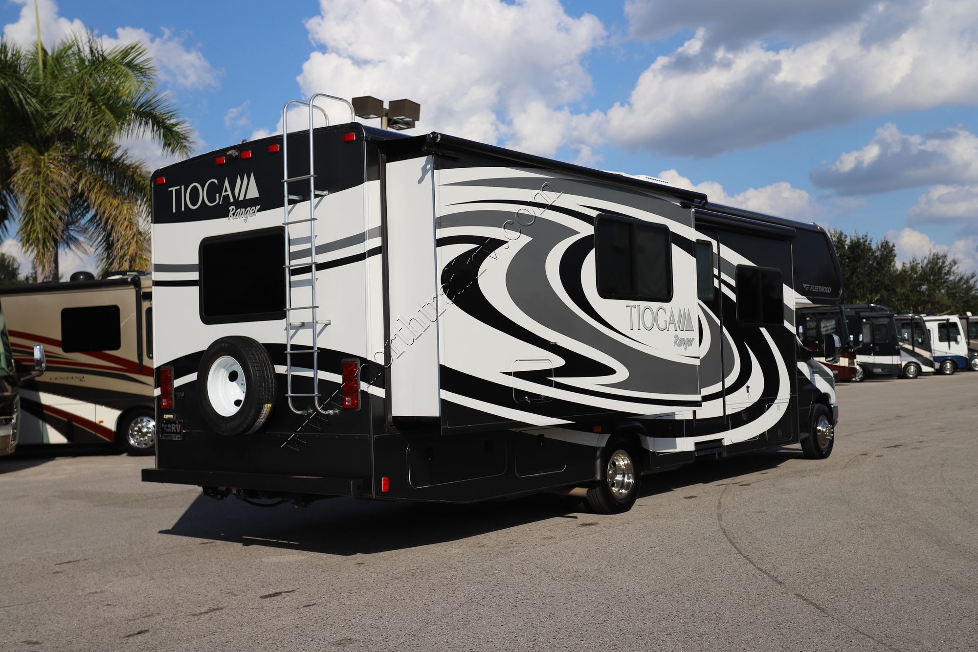 Used 2015 Fleetwood Tioga Ranger 31D Class C  For Sale