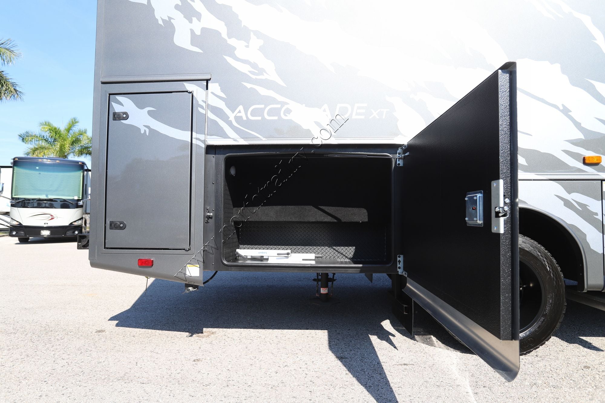 Used 2025 Entegra Accolade Xt 29T Super C  For Sale