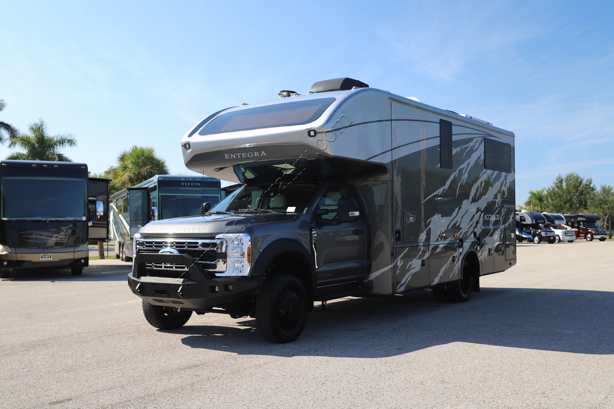 Used 2025 Entegra Accolade Xt 29T Super C  For Sale