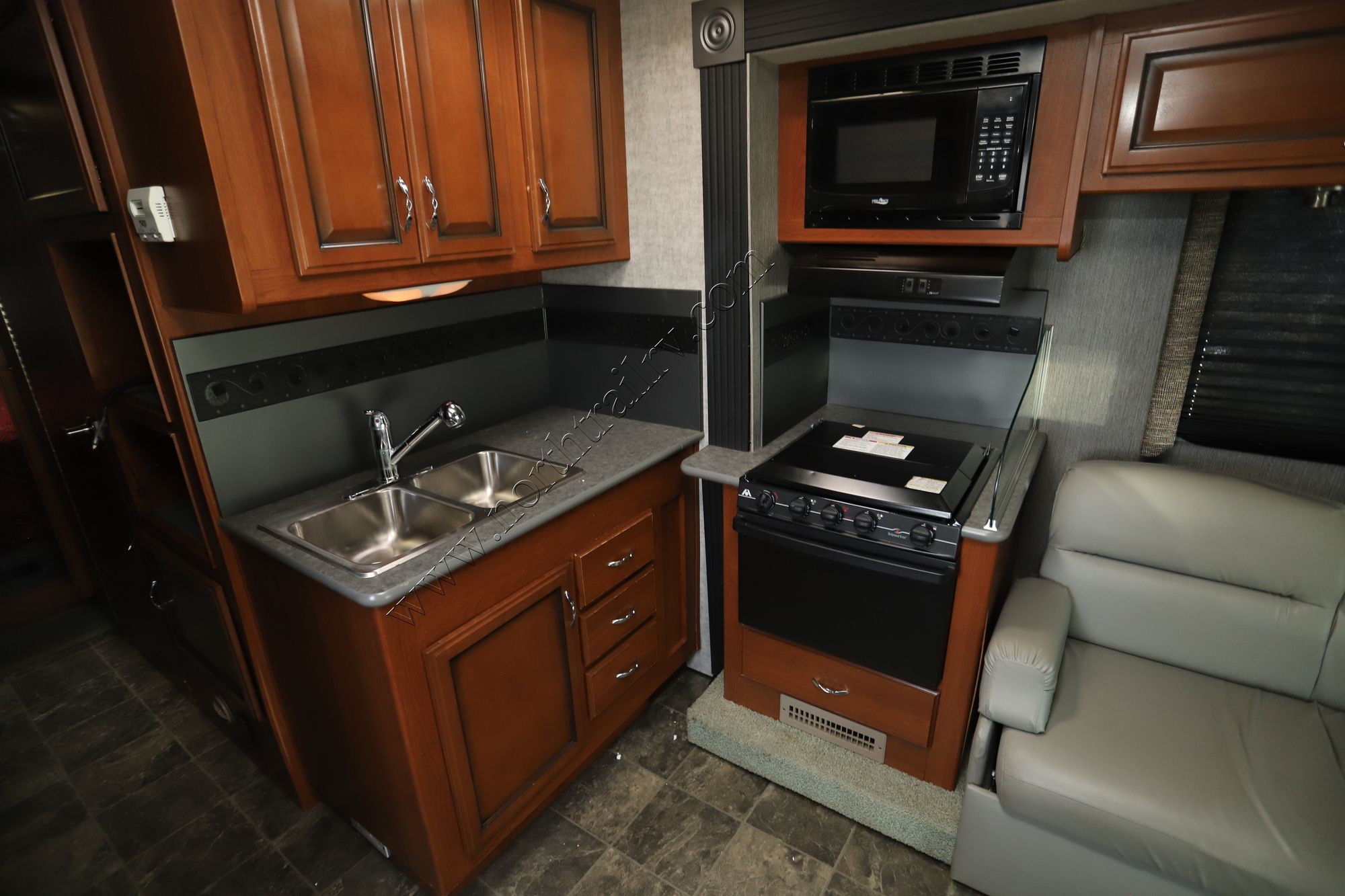 Used 2015 Fleetwood Tioga Ranger 31D Class C  For Sale