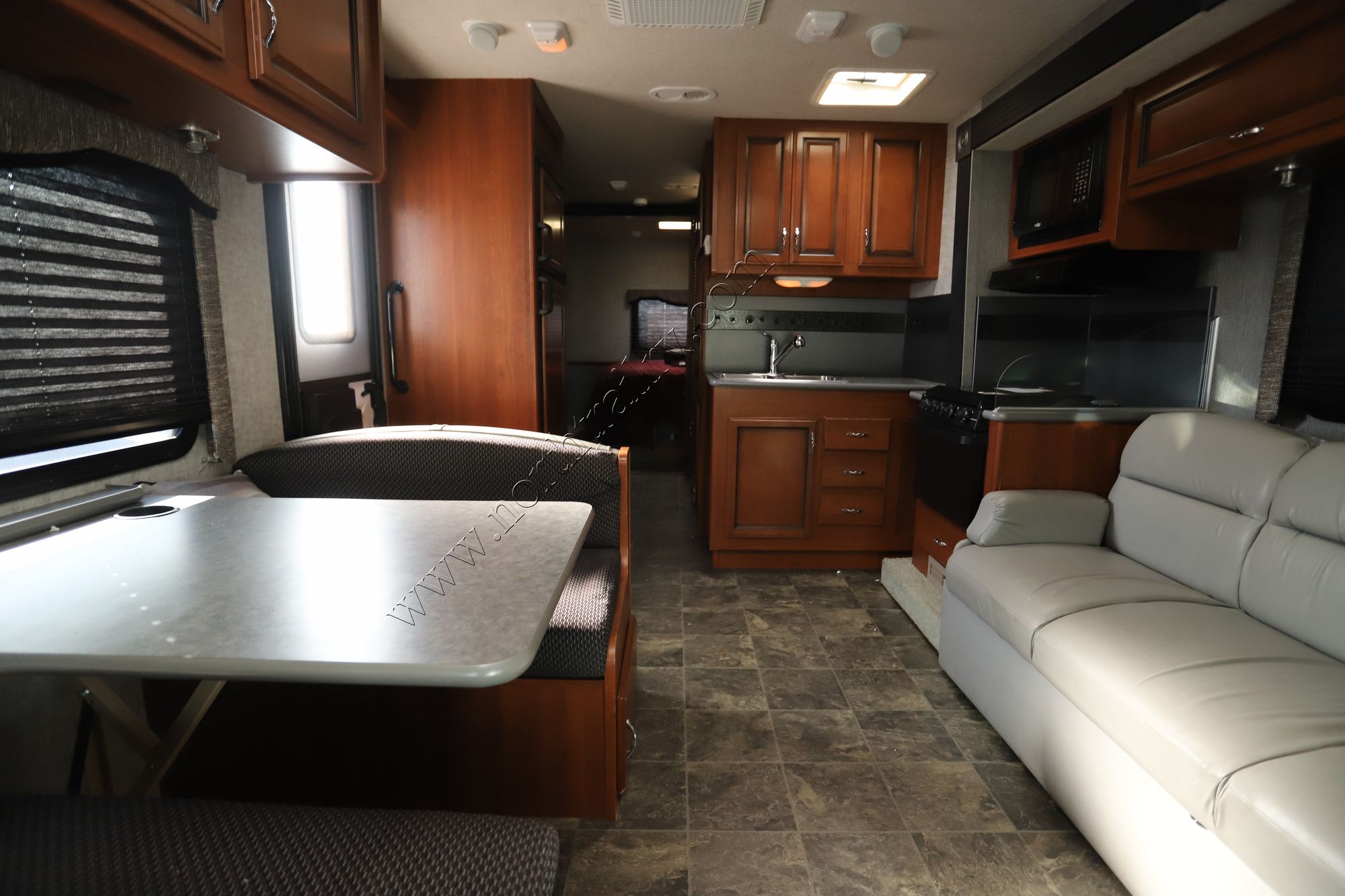 Used 2015 Fleetwood Tioga Ranger 31D Class C  For Sale