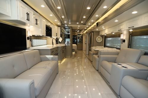 2026 Newmar London Aire 4551