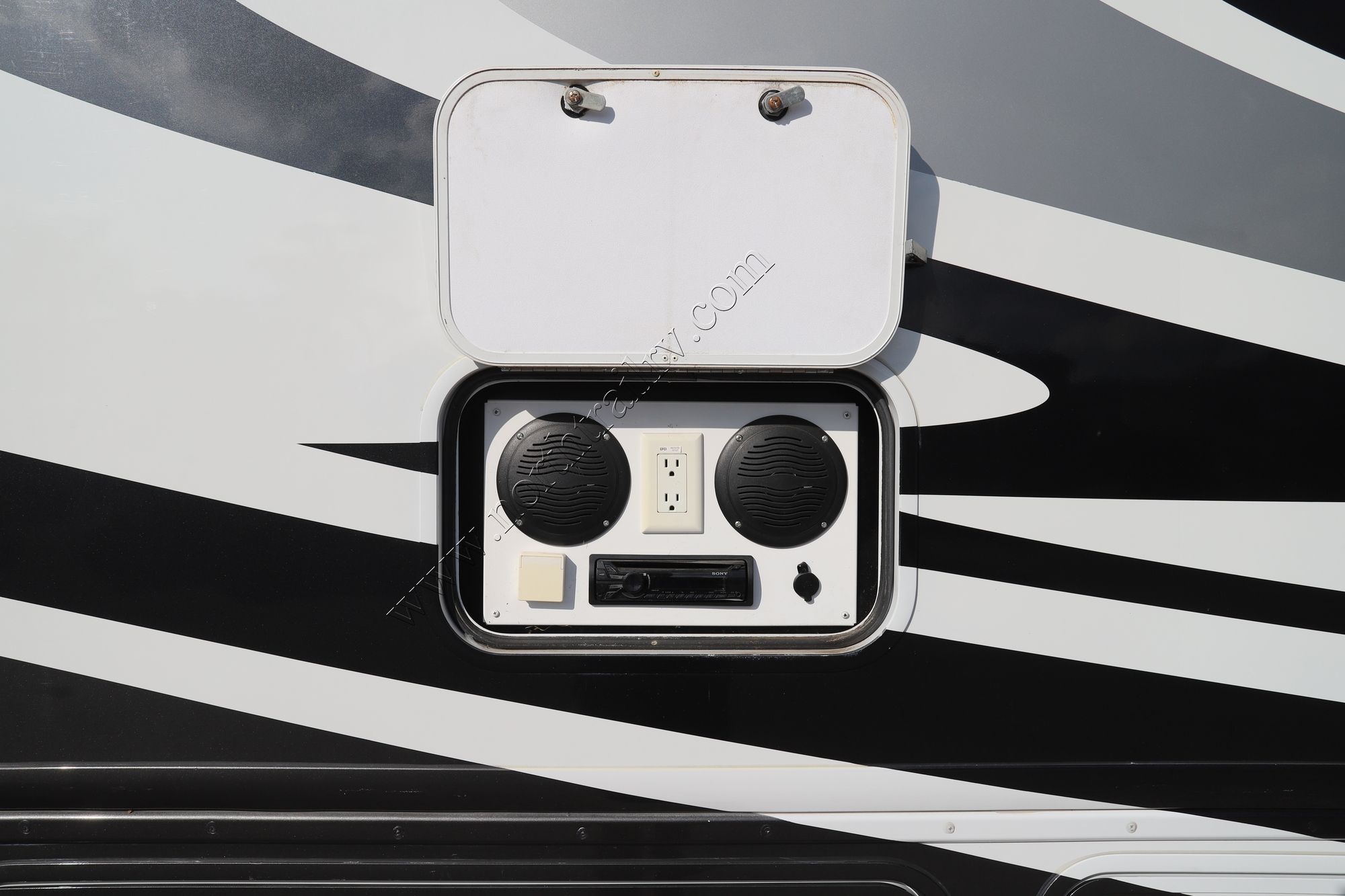 Used 2015 Fleetwood Tioga Ranger 31D Class C  For Sale