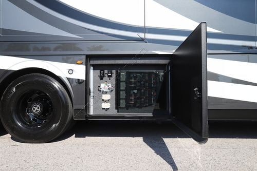 2026 Newmar London Aire 4551