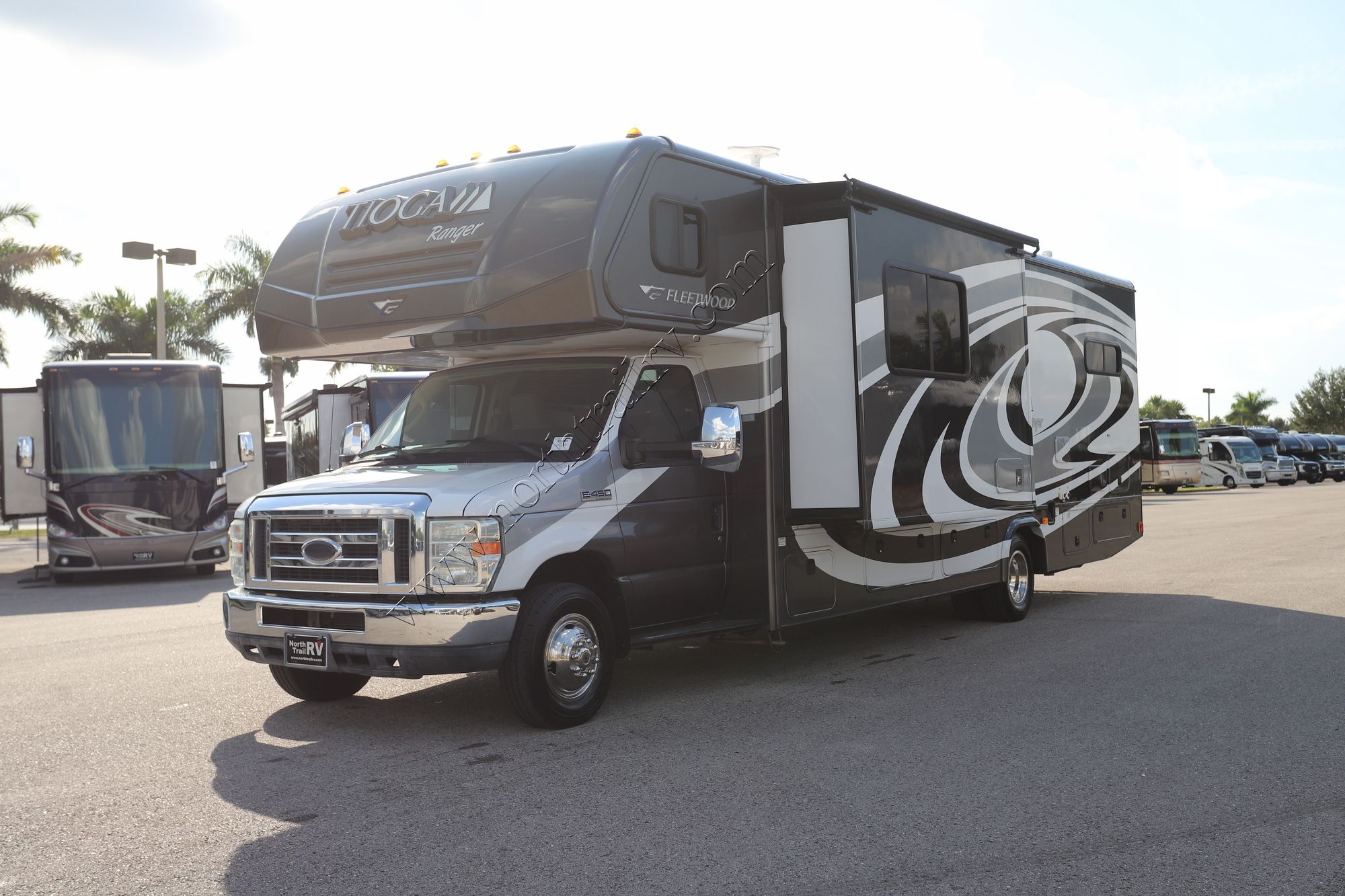 Used 2015 Fleetwood Tioga Ranger 31D Class C  For Sale
