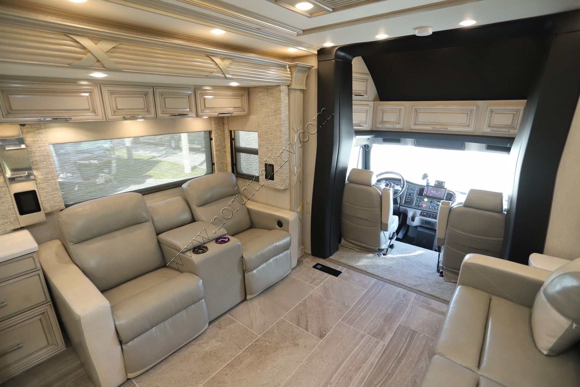 Used 2022 Newmar Supreme Aire 4575 Super C  For Sale