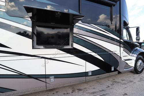 2022 Newmar Supreme Aire 4575