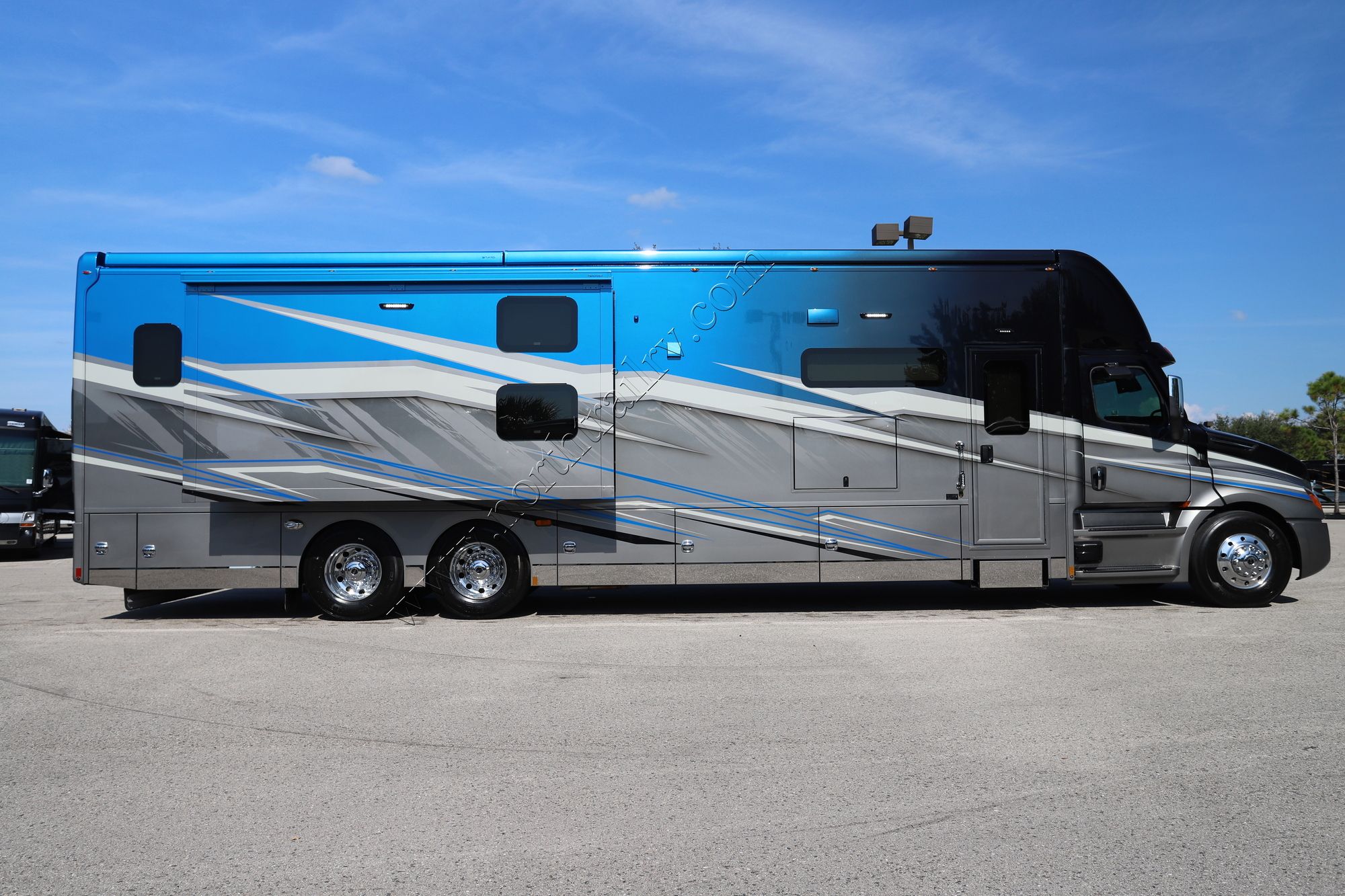 New 2026 Renegade Rv Xl 45BBC Super C  For Sale
