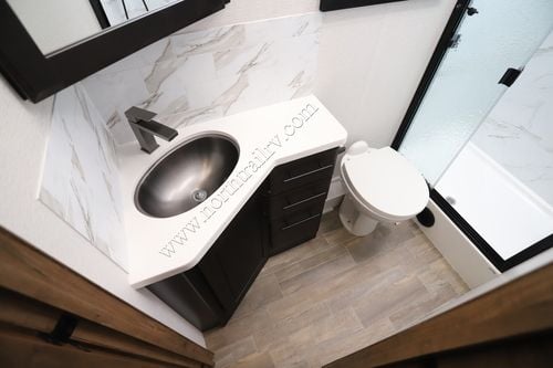 2025 Entegra Accolade Xt 29T