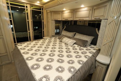 2022 Newmar Supreme Aire 4575