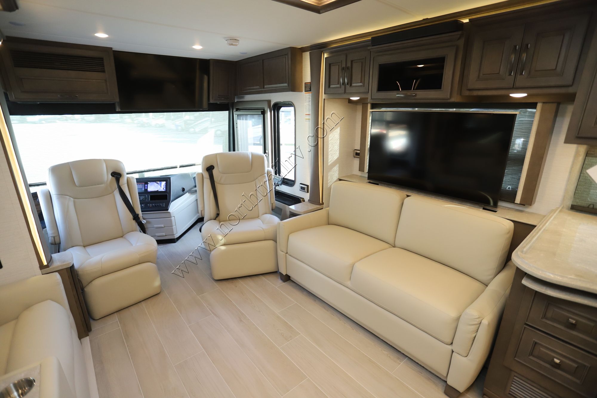 New 2026 Newmar Dutch Star 4325 Class A  For Sale