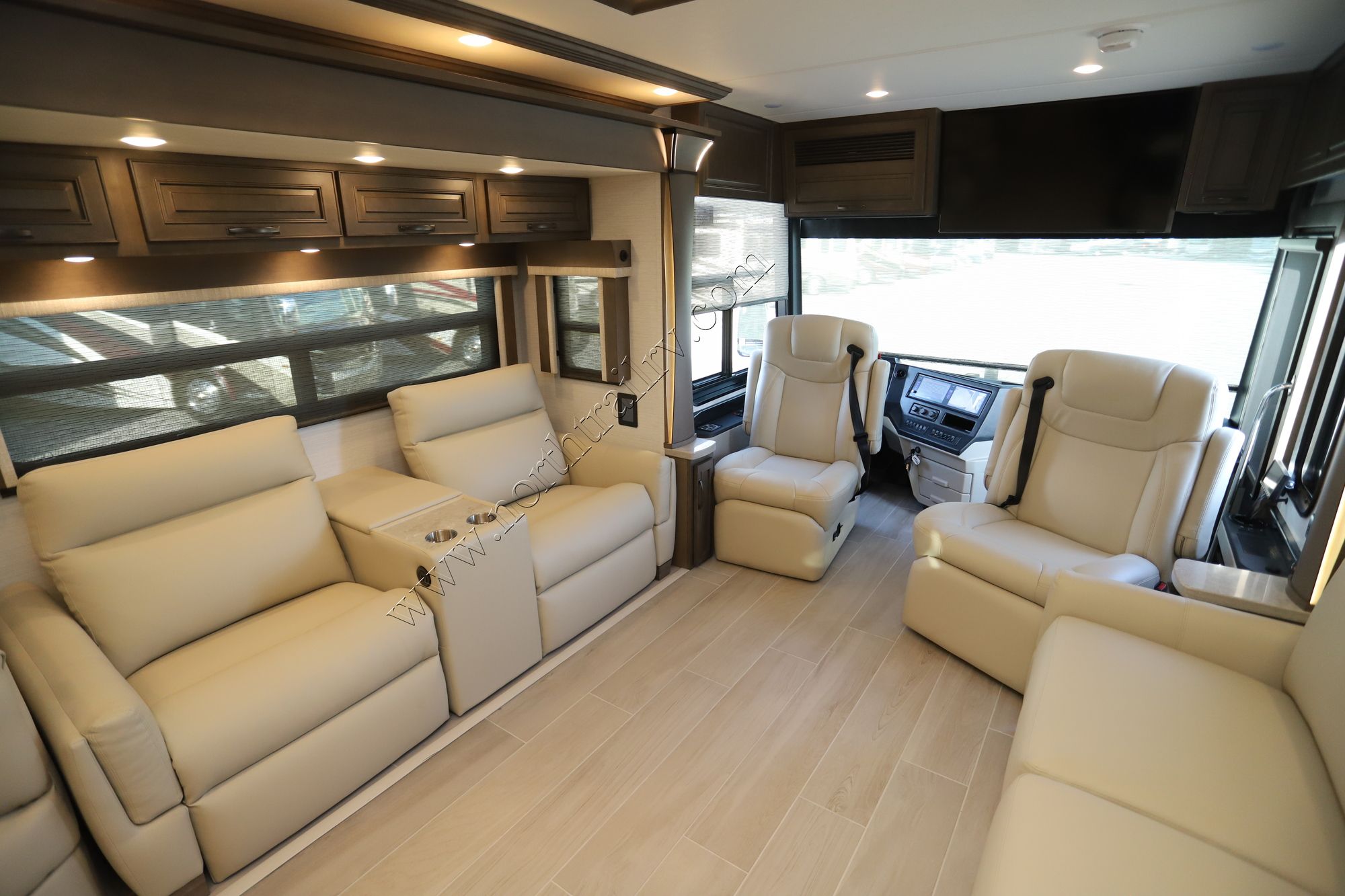 New 2026 Newmar Dutch Star 4325 Class A  For Sale