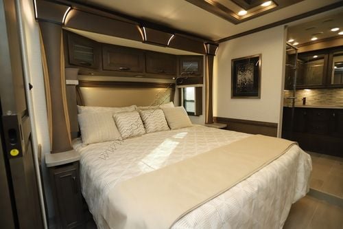 2026 Newmar Dutch Star 4325