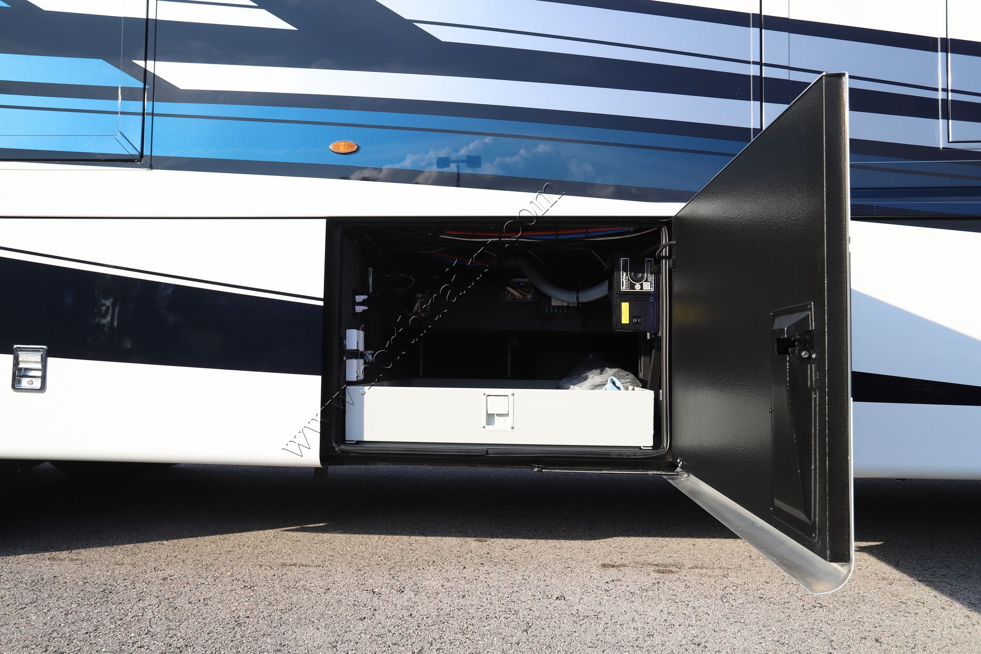 New 2026 Newmar Dutch Star 4325 Class A  For Sale