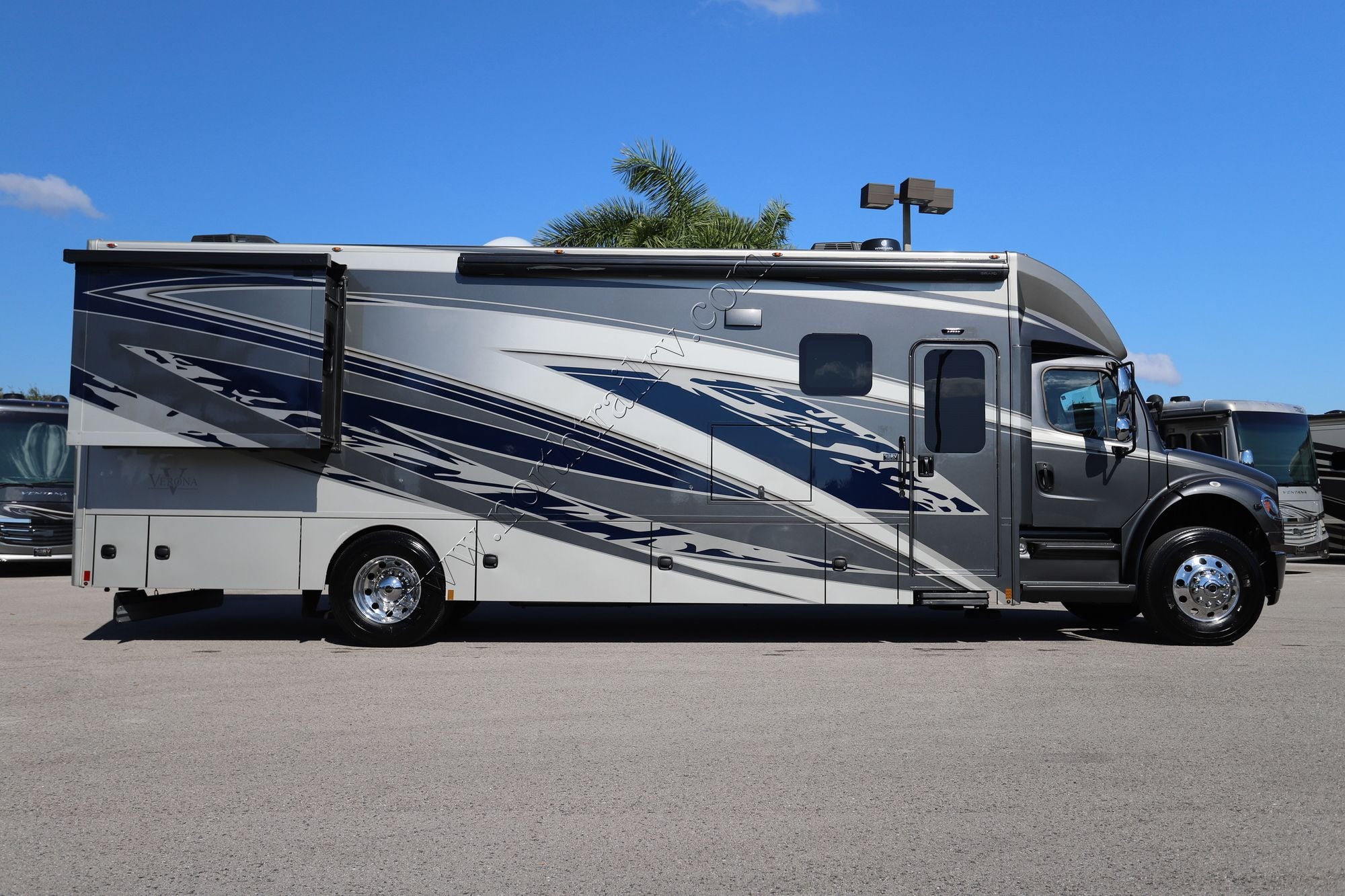 Used 2025 Renegade Rv Verona 36VSB Super C  For Sale