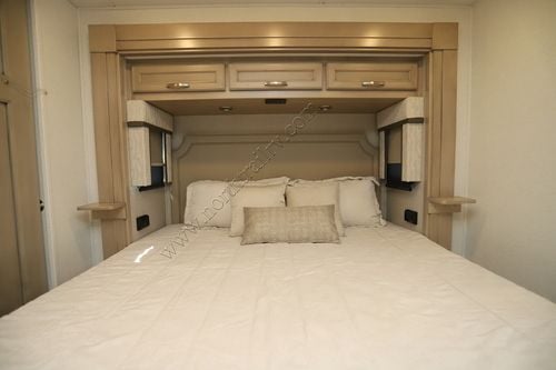 2025 Renegade Rv Verona 36VSB