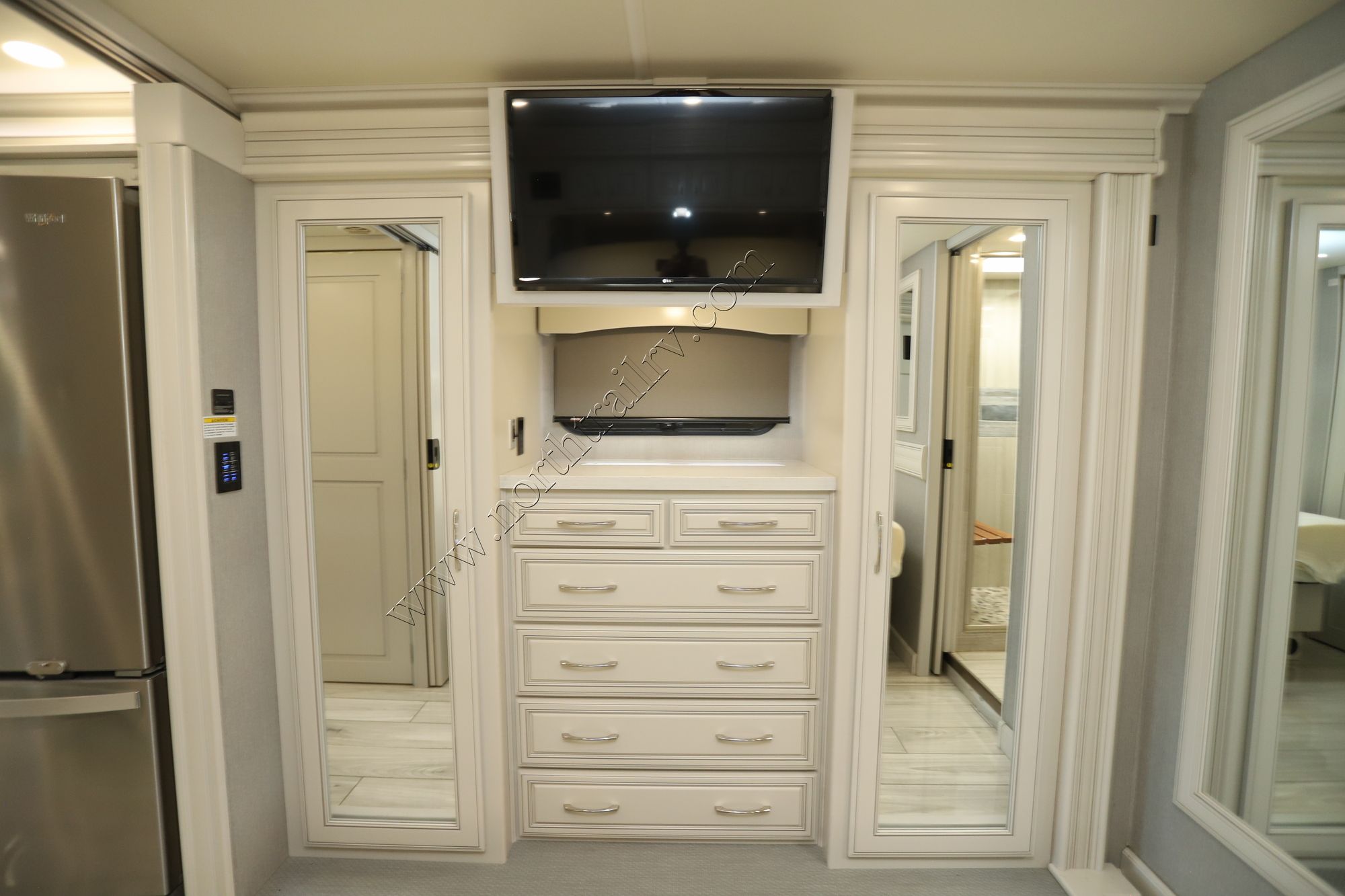 Used 2022 Holiday Rambler Armada 44LE Class A  For Sale