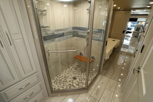 2022 Holiday Rambler Armada 44LE