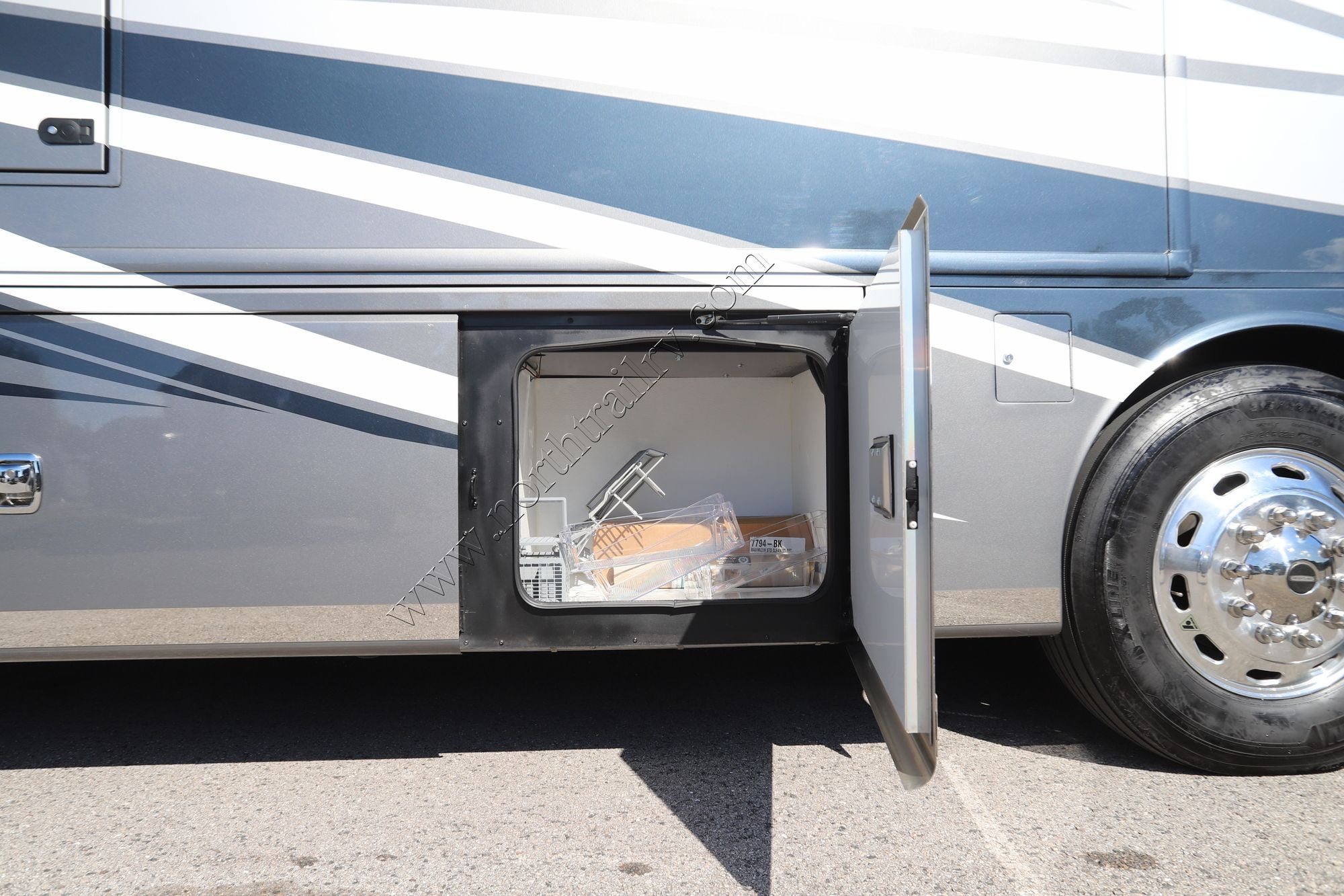 Used 2022 Holiday Rambler Armada 44LE Class A  For Sale