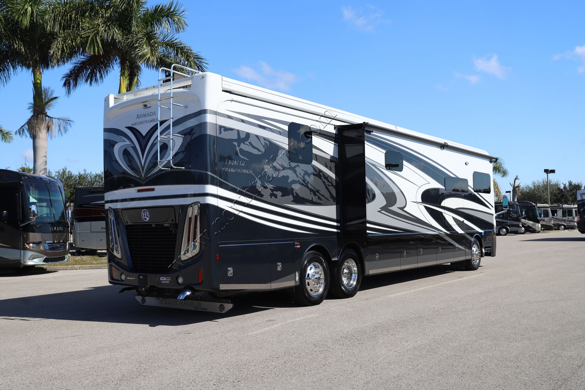 Used 2022 Holiday Rambler Armada 44LE Class A  For Sale