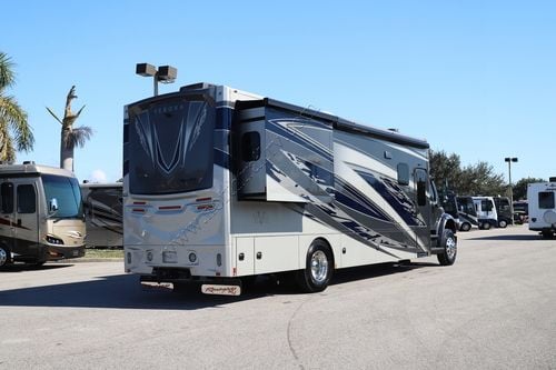 2025 Renegade Rv Verona 36VSB