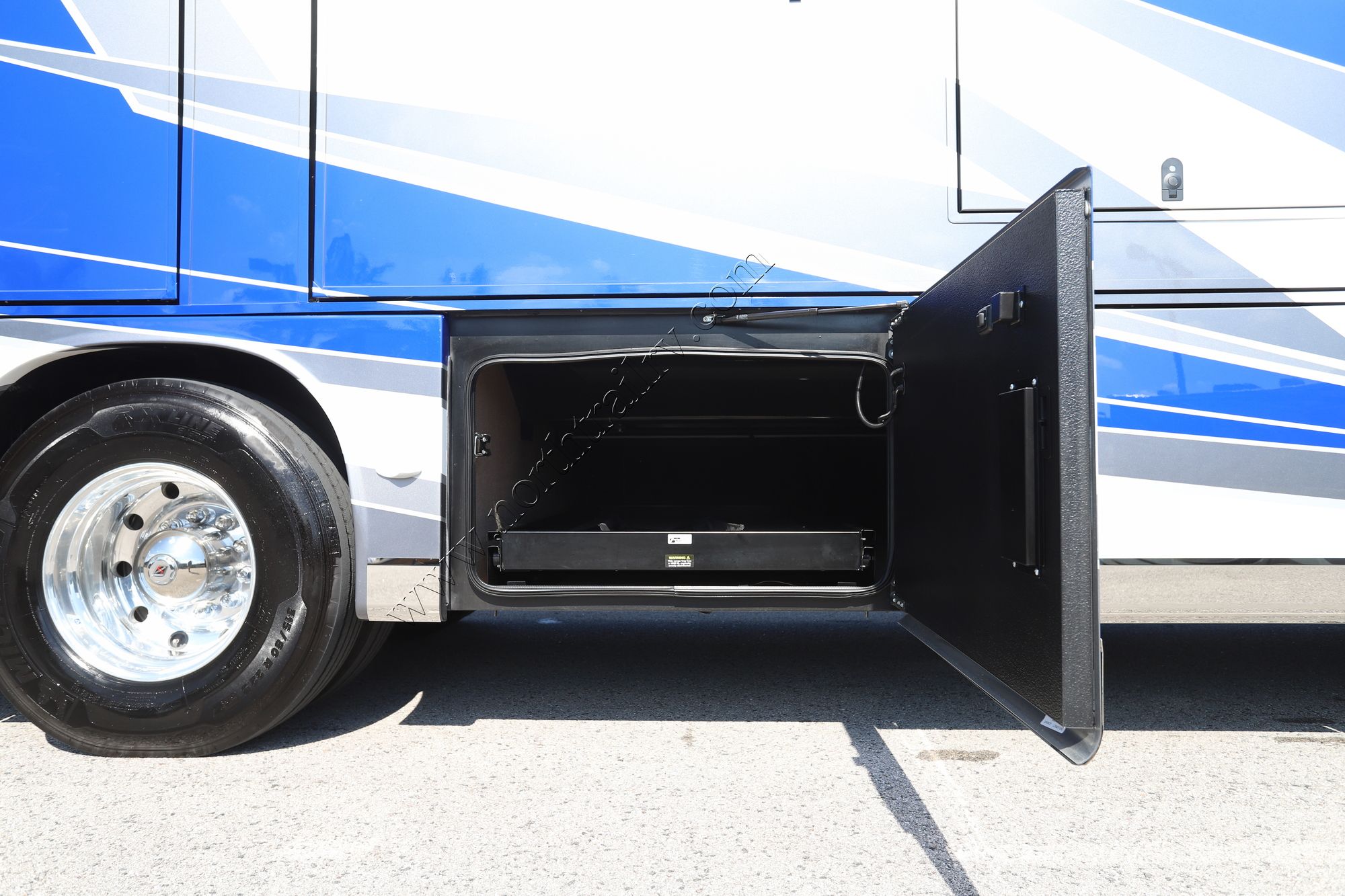 Used 2024 Entegra Anthem 37K Class A  For Sale