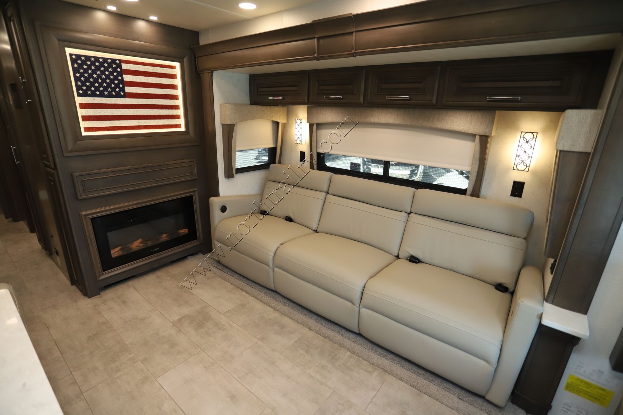 Used 2024 Entegra Anthem 37K Class A  For Sale