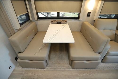 2025 Renegade Rv Verona 36VSB