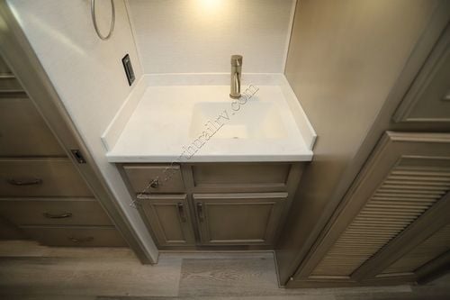 2025 Renegade Rv Verona 36VSB