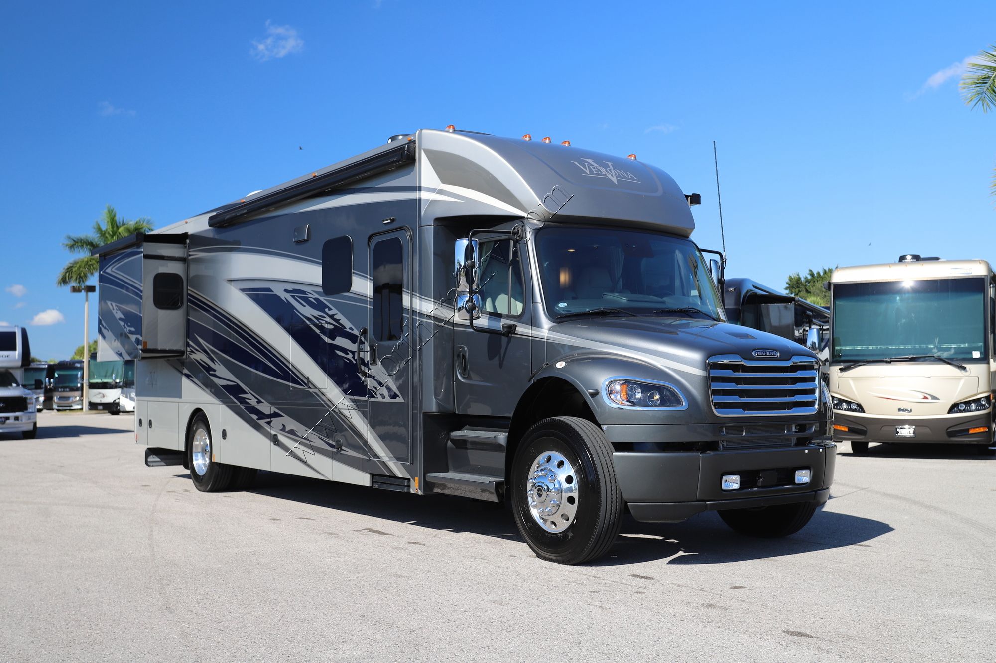 Used 2025 Renegade Rv Verona 36VSB Super C  For Sale