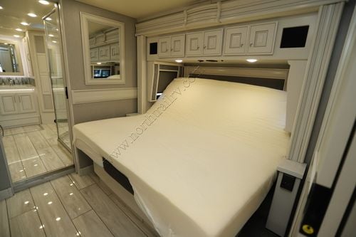 2022 Holiday Rambler Armada 44LE