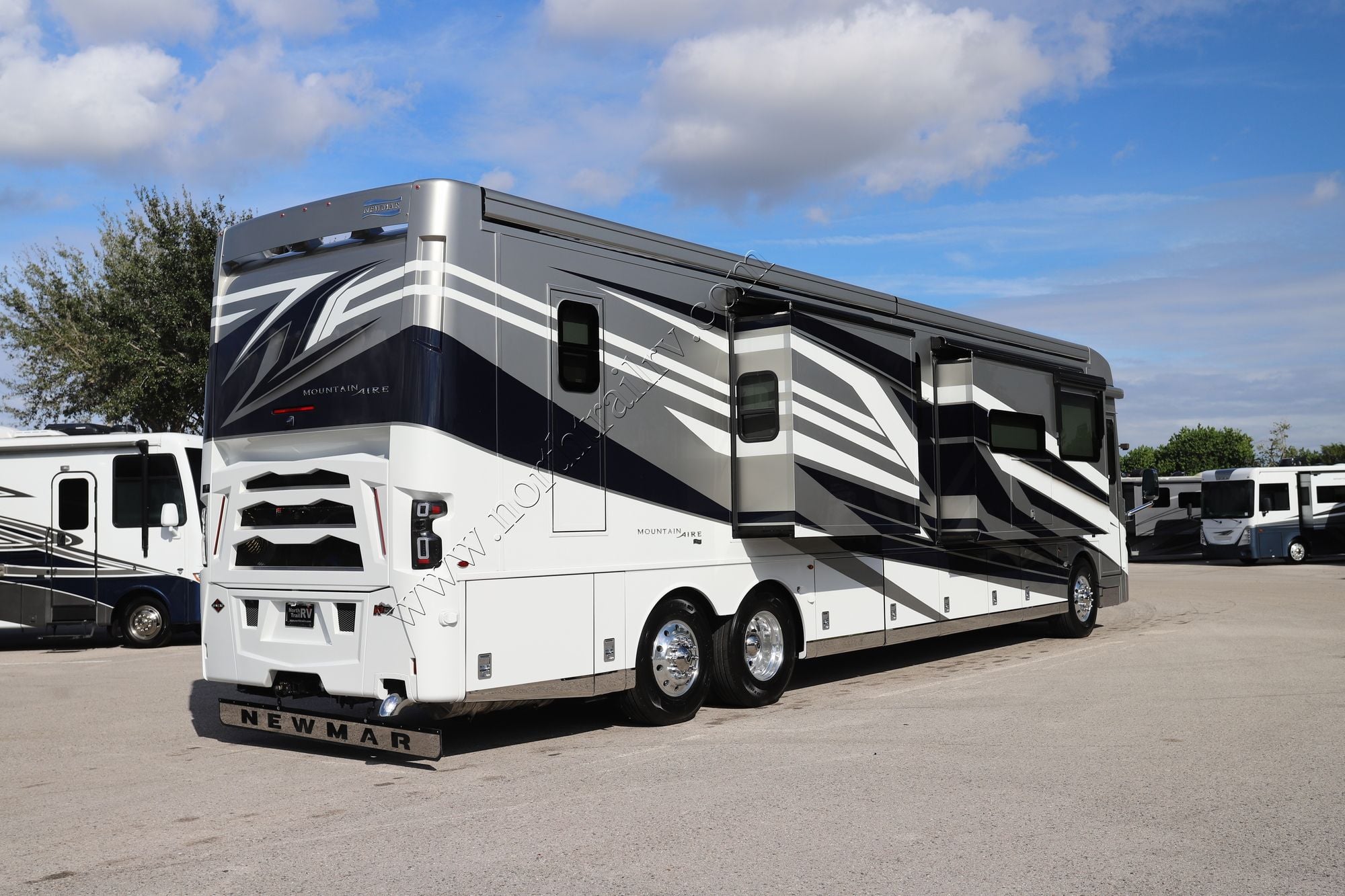 New 2026 Newmar Mountain Aire 4551 Class A  For Sale