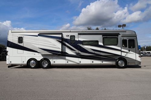 2026 Newmar Mountain Aire 4551