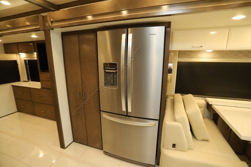 2026 Newmar Mountain Aire 4551