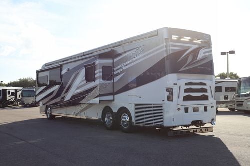 2026 Newmar Mountain Aire 4551