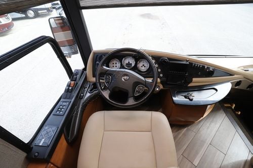 2016 American Coach Allegiance 39A