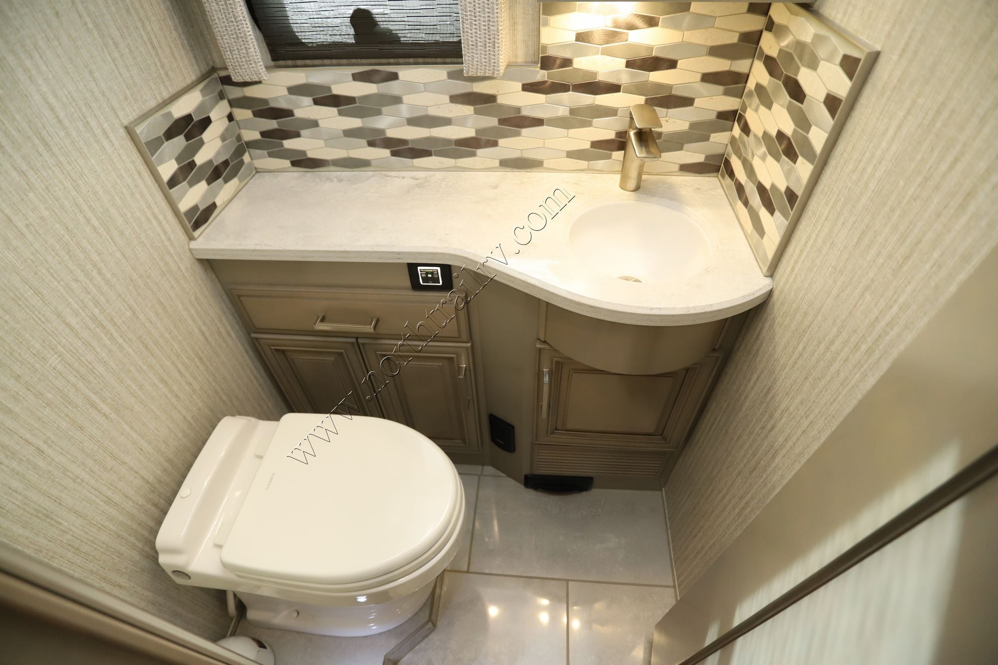 Used 2023 Newmar London Aire 4551 Class A  For Sale