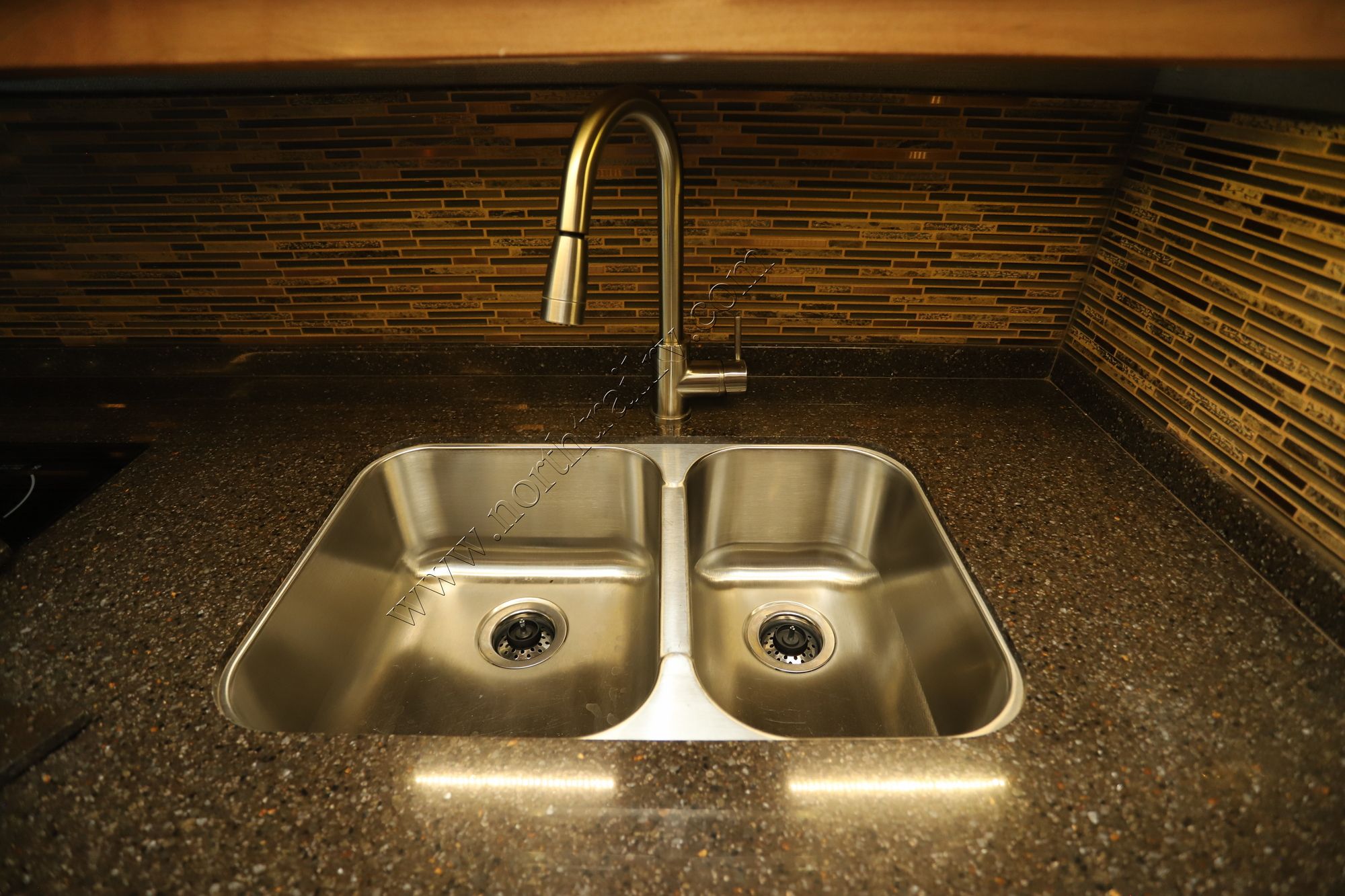 Used 2016 American Coach Allegiance 39A Class A  For Sale