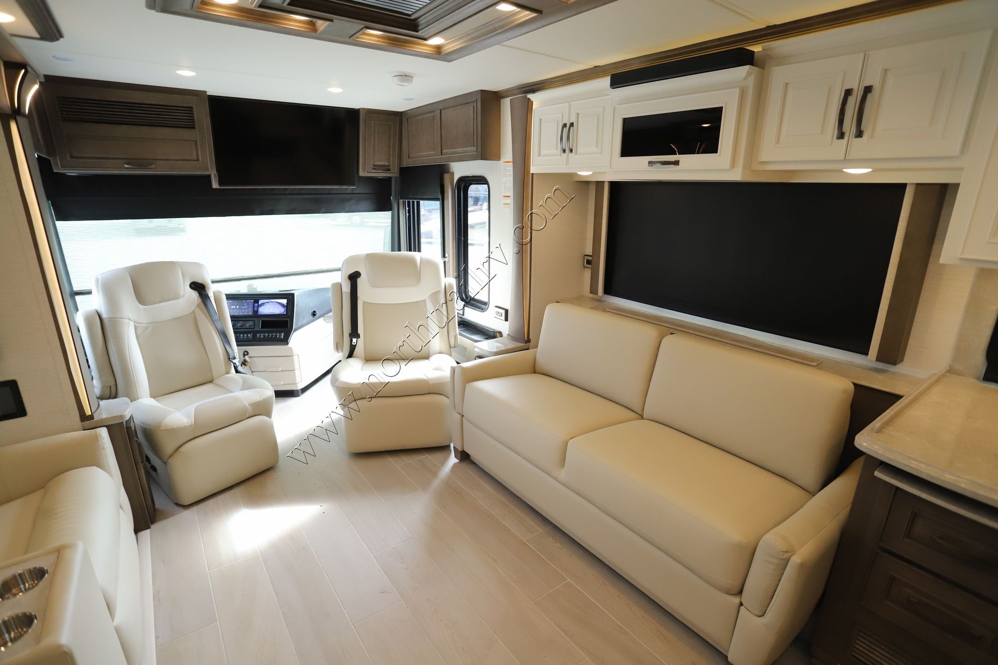 New 2026 Newmar Dutch Star 4369 Class A  For Sale