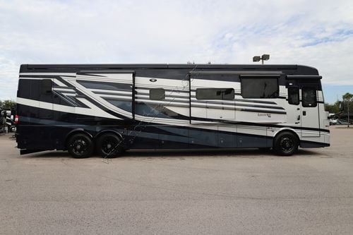 2026 Newmar London Aire 4540