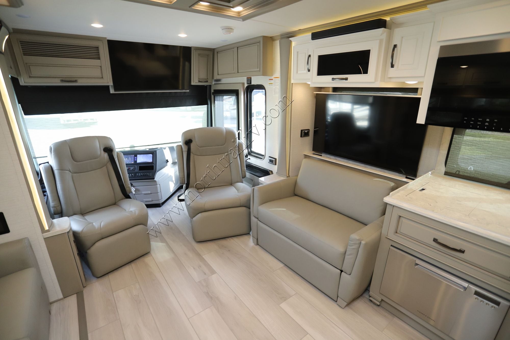 New 2026 Newmar Dutch Star 4340 Class A  For Sale