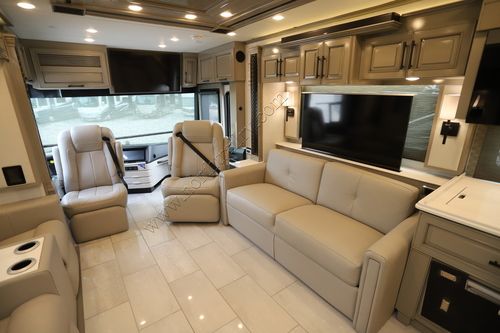 2026 Newmar London Aire 4540