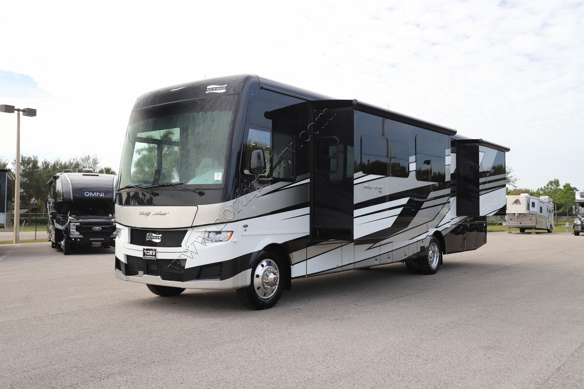 New 2026 Newmar Bay Star 3626 Class A  For Sale