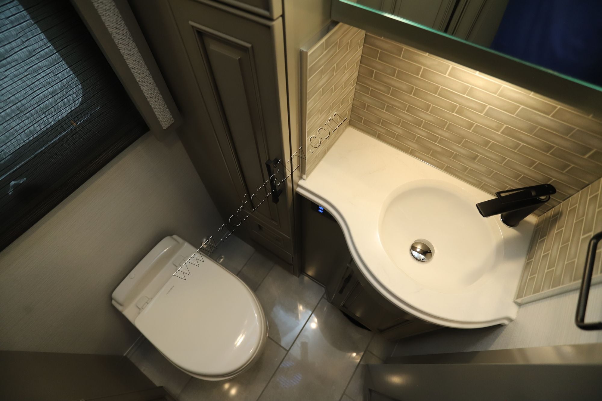 New 2026 Newmar London Aire 4540 Class A  For Sale