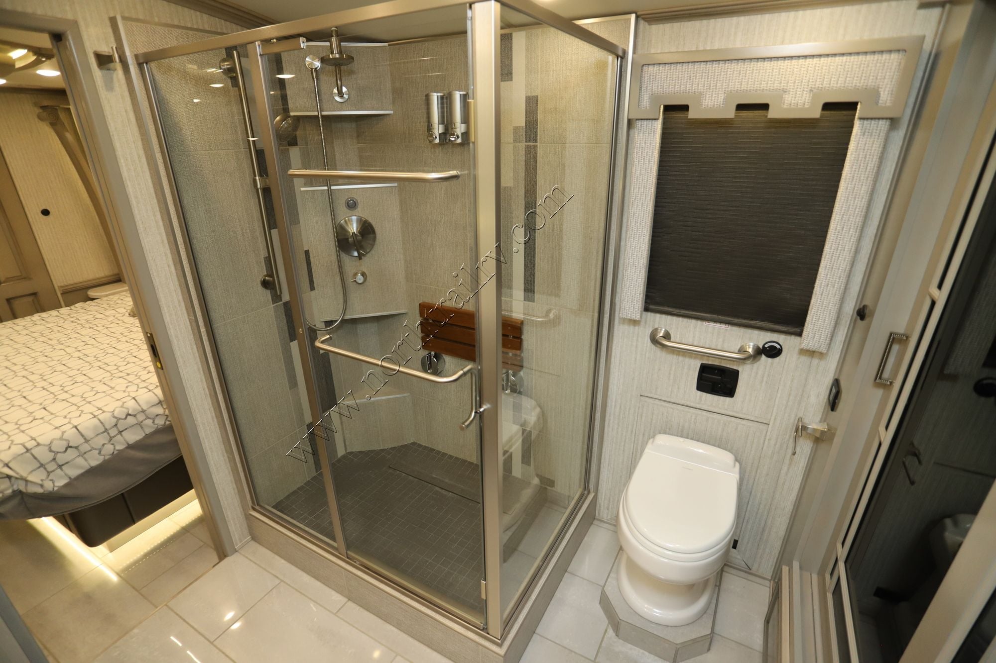 Used 2023 Newmar London Aire 4551 Class A  For Sale