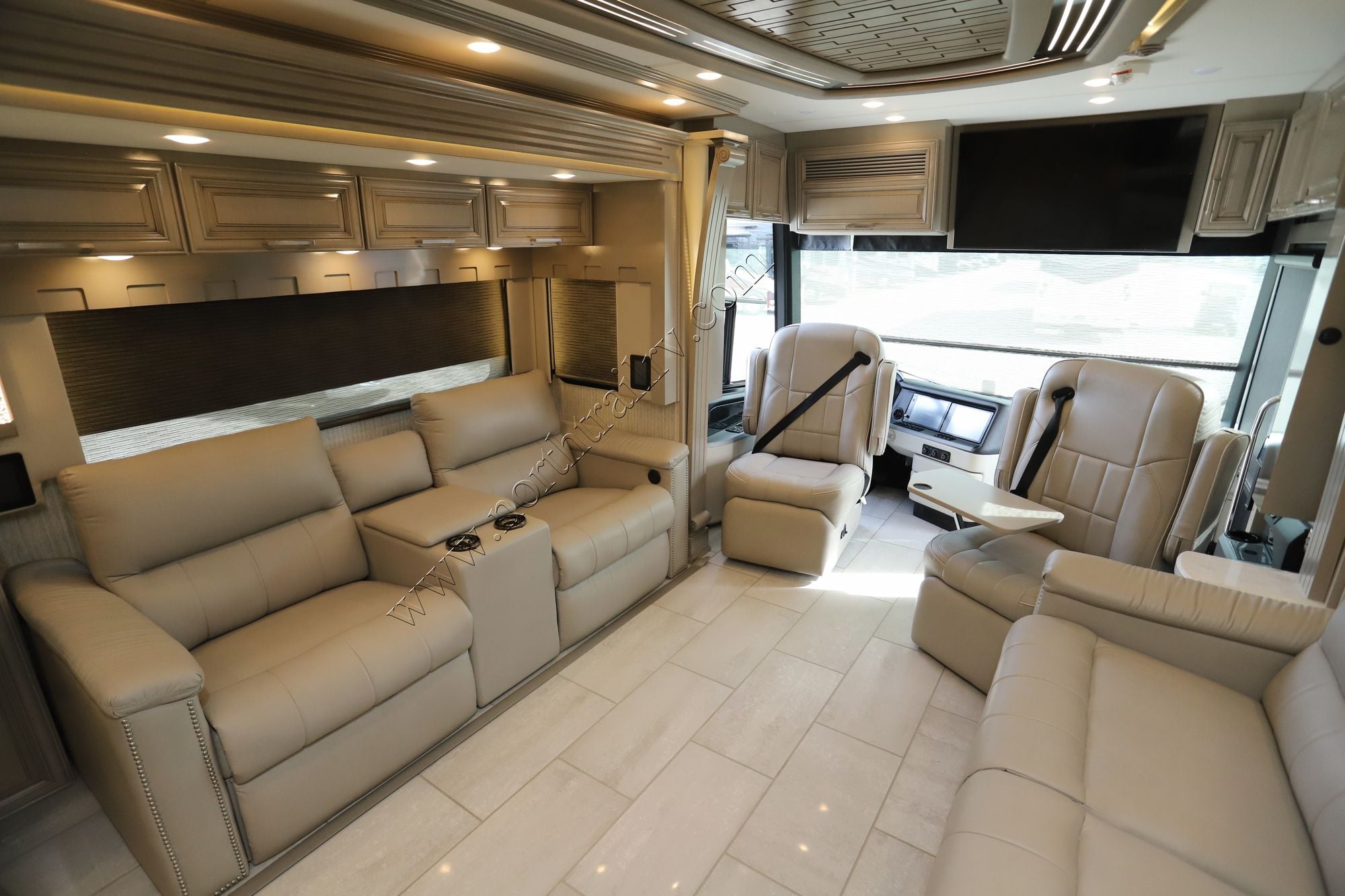 Used 2023 Newmar London Aire 4551 Class A  For Sale