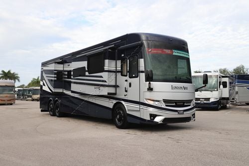 2026 Newmar London Aire 4540