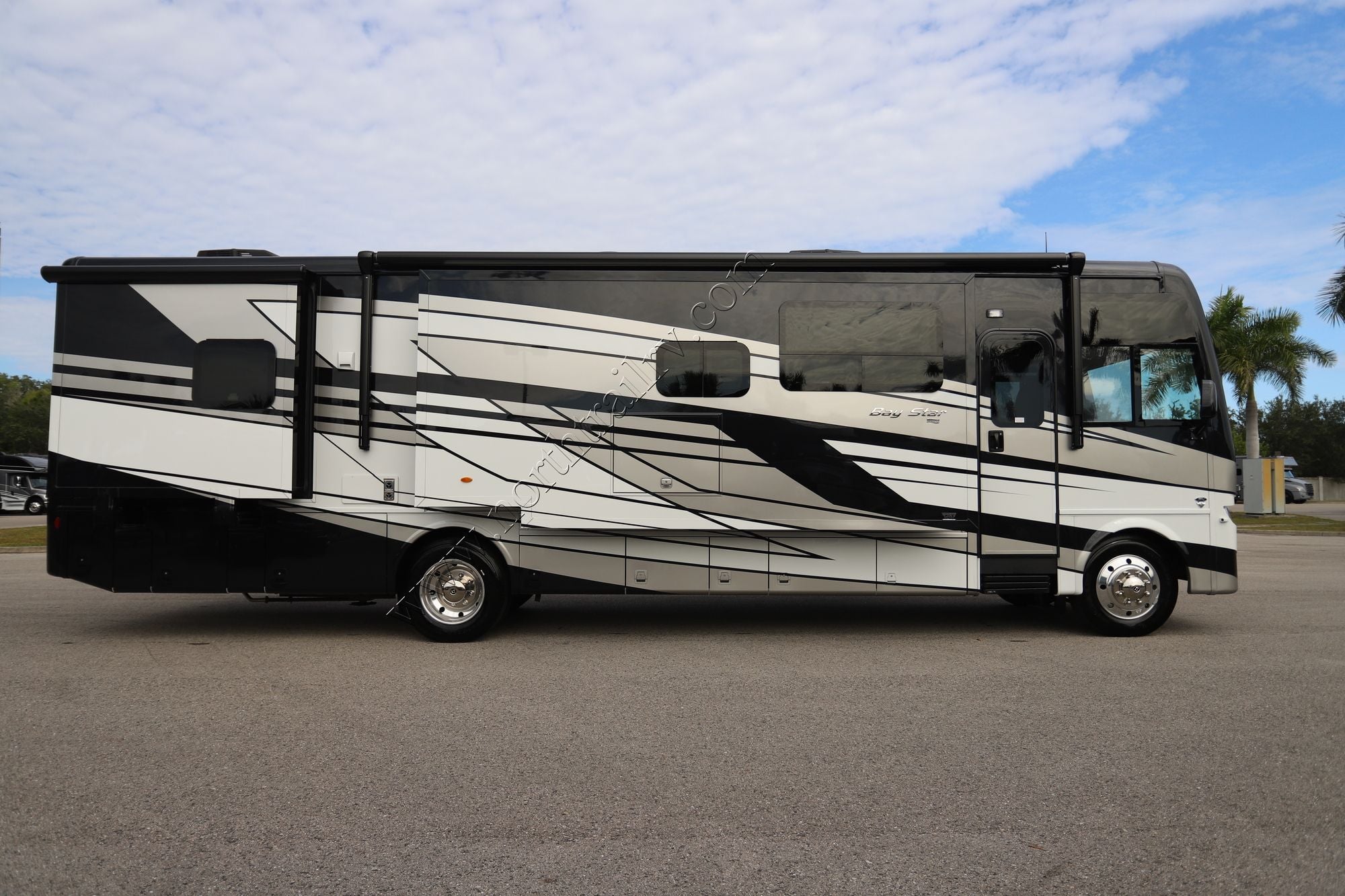 New 2026 Newmar Bay Star 3626 Class A  For Sale